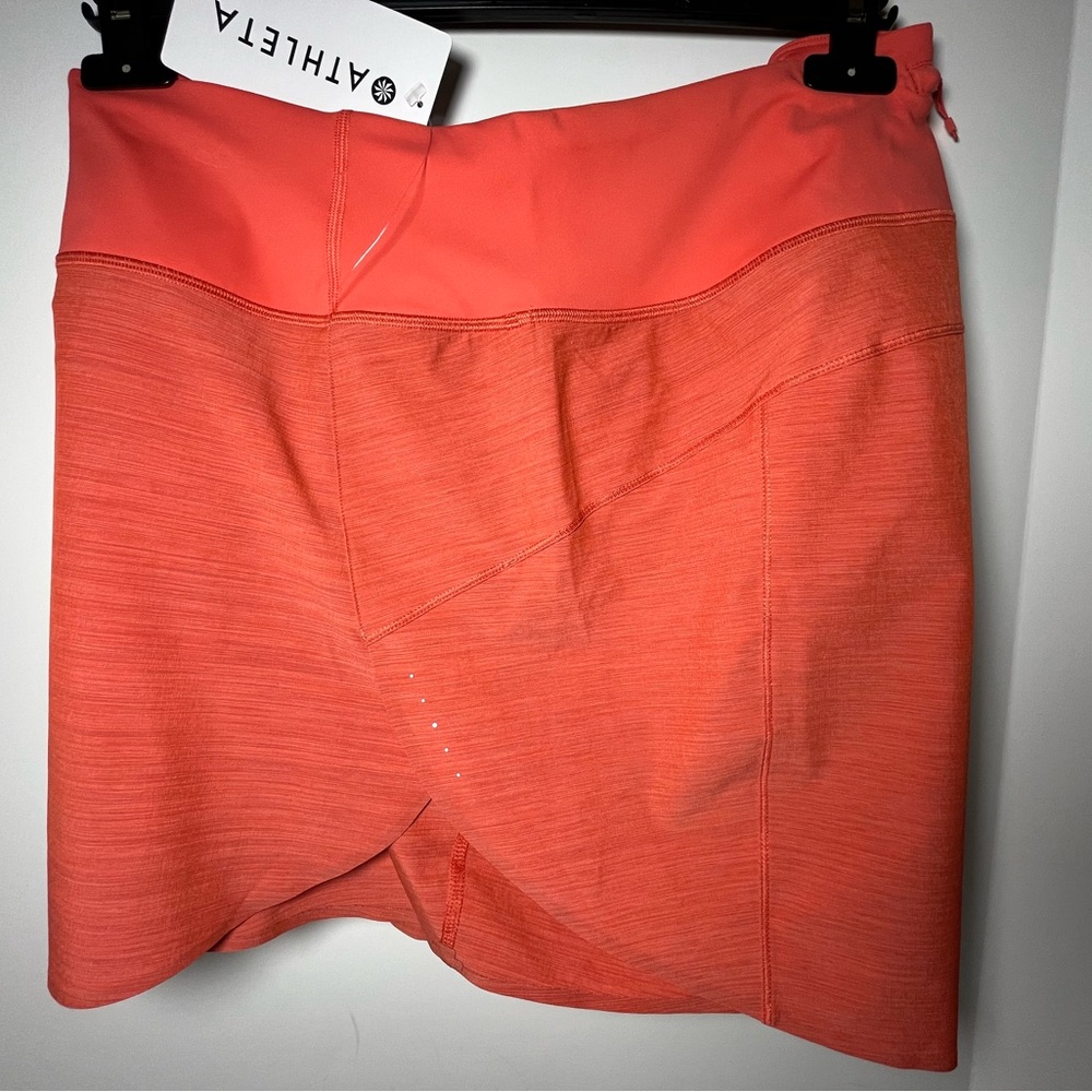 Athleta Lifestyle Active Shorts w/jersey mesh panties. Lightweight Fast dry